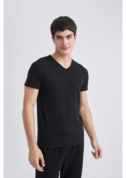 Slim Fit V Yaka Kısa Kollu Üst L4884AZ24SM