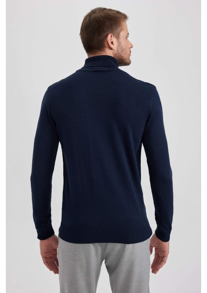 Slim Fit Balıkçı Yaka Kazak R1124AZ23WN indirimleri