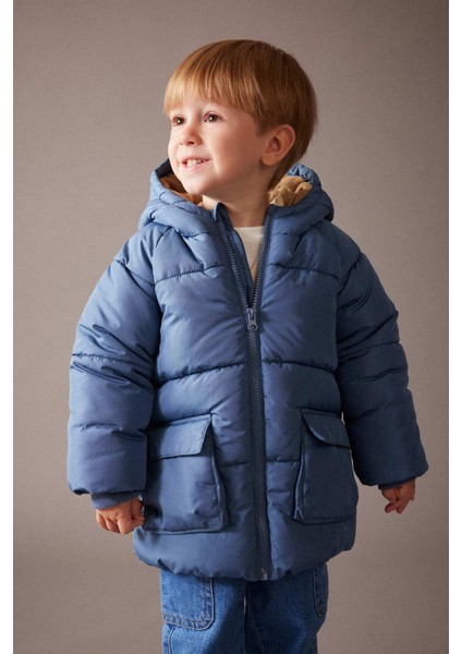 Erkek Bebek Kapüşonlu Polar Astarlı Şişme Mont