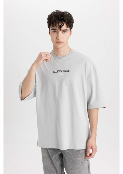 Tupac Shakur Loose Fit Bisiklet Yaka Kısa Kollu Tişört B5519AX24SP modelleri