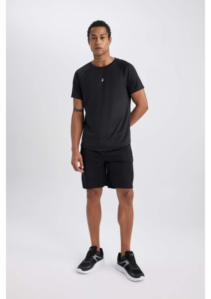 Fit Slim Fit Dar Kesim Bisiklet Yaka Baskılı Sporcu Kısa Kollu Tişört V2887AZ24SP indirimleri