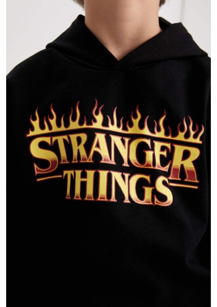 Erkek Çocuk Stranger Things Kapüşonlu Sweatshirt B2458A823WN indirimleri