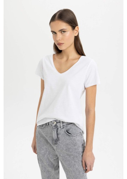 Regular Fit V Yaka Basic Düz Kısa Kollu Tişört K1507AZ24SM