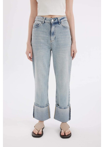 Straight Fit Yüksek Bel Katlamalı Paça Bilek Boy Jean Yıkamalı Pantolon D0327AX24HS
