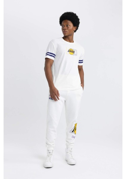 Fit NBA Los Angeles Lakers Standart Fit Jogger A9842AX23WN