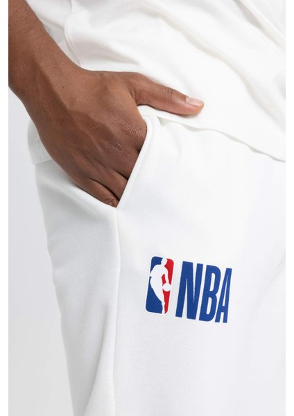 Fit NBA Los Angeles Lakers Standart Fit Jogger A9842AX23WN