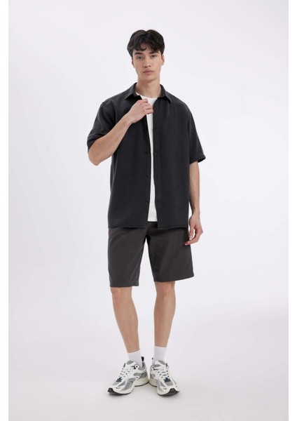 Regular Fit Düz Paça Gabardin Bermuda Şort C5397AX24SM