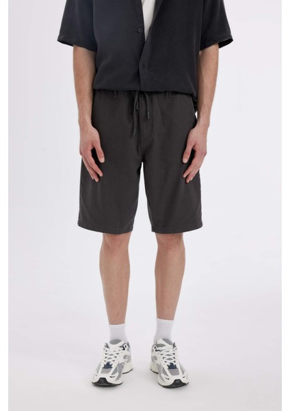 Regular Fit Düz Paça Gabardin Bermuda Şort C5397AX24SM