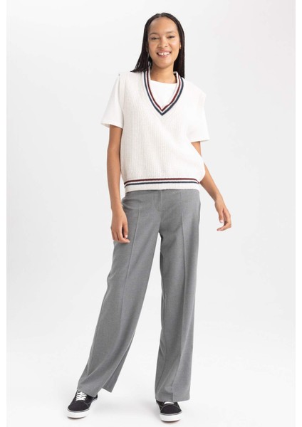 Oversize Fit V Yaka Süveter S0375AZ23WN fiyatları