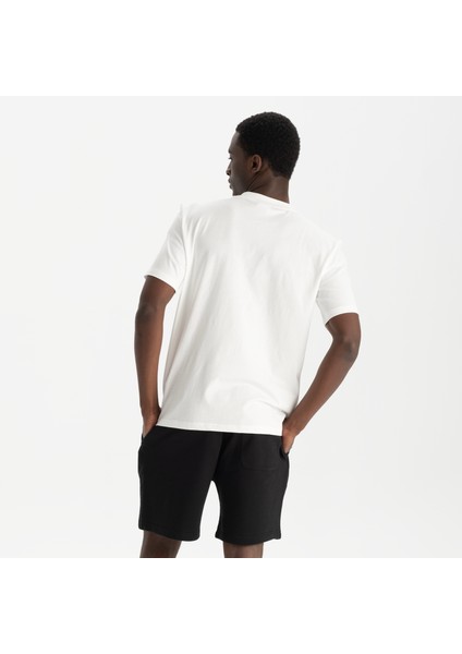 Erkek Beyaz %100 Organik Pamuk Relax Fit Bisiklet Yaka T-Shirt fırsatları