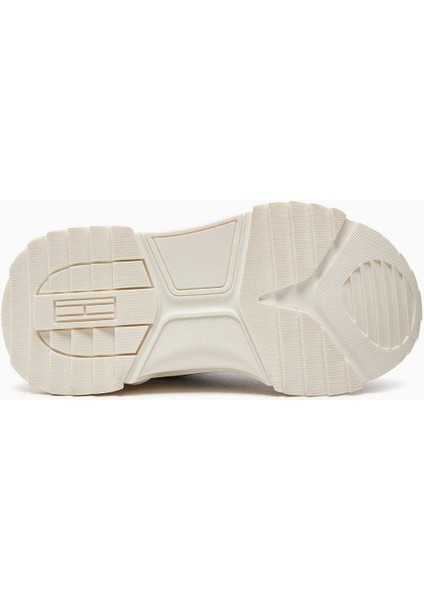 Chunky Runner Sneaker