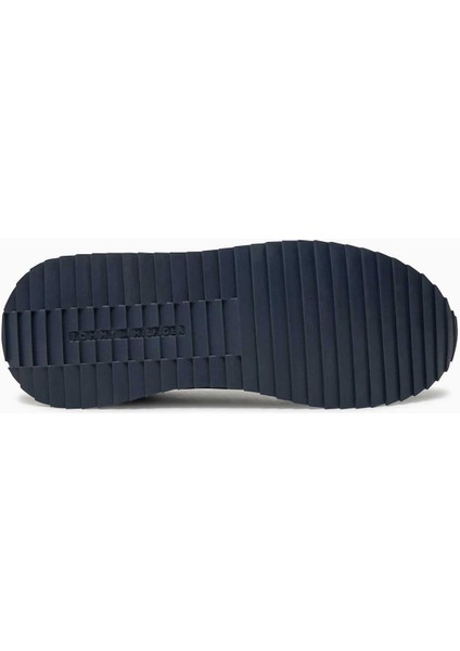 Runner Evo Sneakers