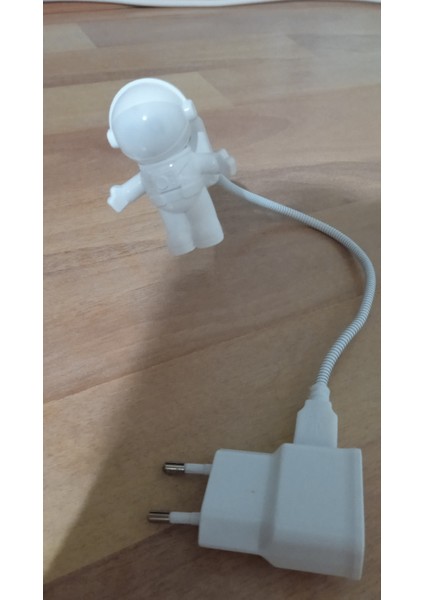 Astronot USB  Çocuk Odası Gece Lambası