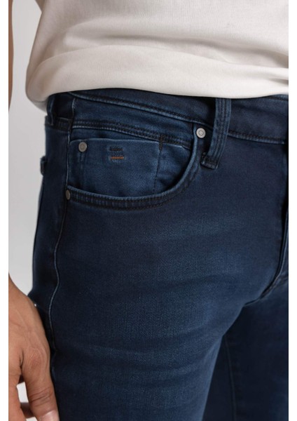 Pedro Slim Fit Dar Kalıp Normal Bel Dar Paça Jean Pantolon C3905AX24SP indirimleri