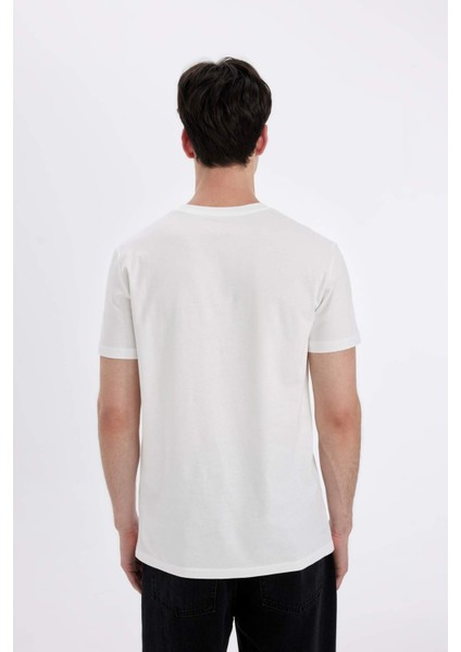 Slim Fit Dar Kesim Bisiklet Yaka Baskılı Kısa Kollu Tişört C5674AX24HS