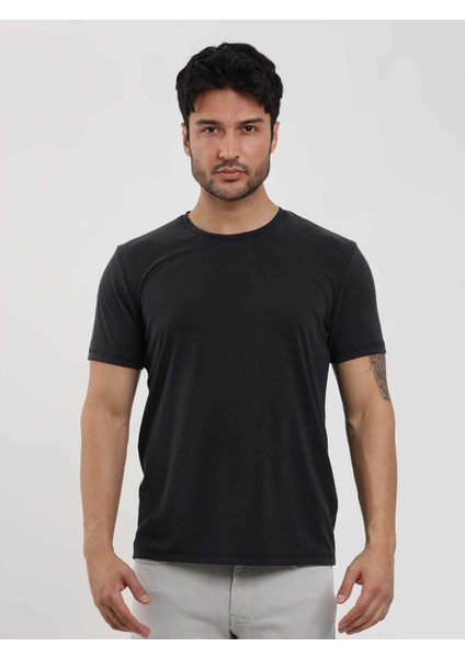 Siyah Erkek Slim Fit Düz O Yaka T-shirt fiyatları