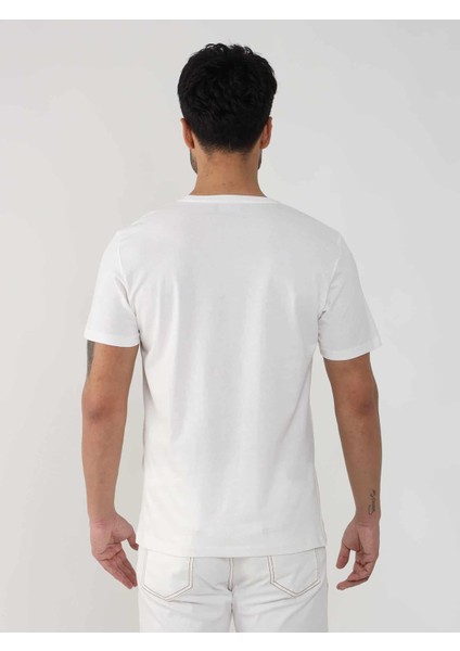 Ekru Erkek Slim Fit Desenli O Yaka Tshirt - 105309