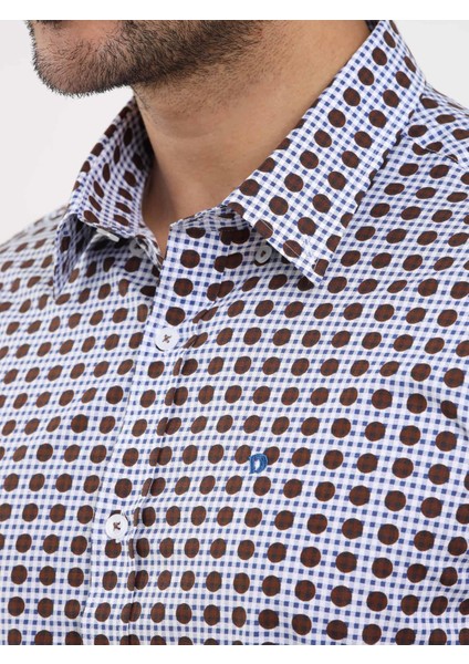 Kahverengi Erkek Slim Fit Puantiyeli Brent Düğmeli Yaka Uzun Kol Gömlek - 104359