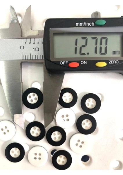 12,5 mm Siyah-Beyaz Polyester Düğme (25 Adet) modelleri