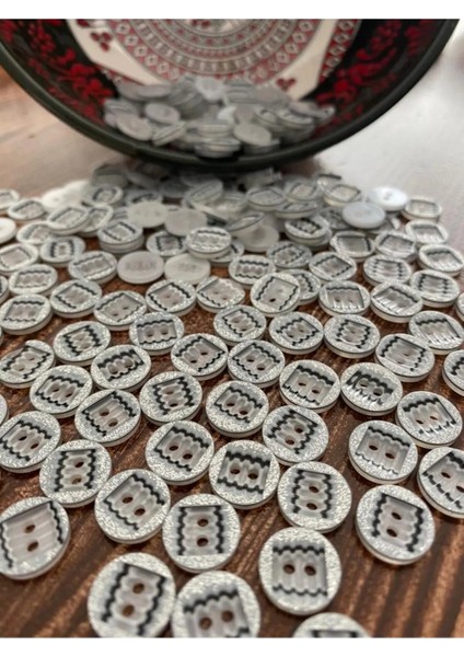 11,5 mm Beyaz-Siyah Zikzak Düğme (25 Adet)