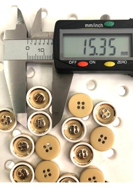 15 mm Bej Sarı Yaldızlı Düğme (15 Adet) modelleri