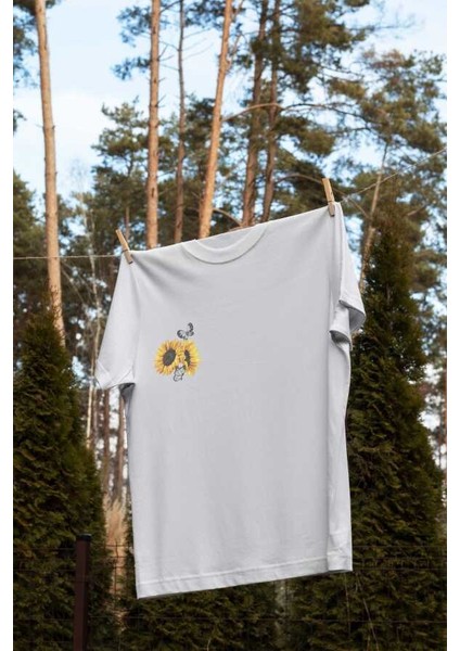 Ay Çiçeği Tasarım Baskılı Oversize Unisex Beyaz T-Shirt fiyatları