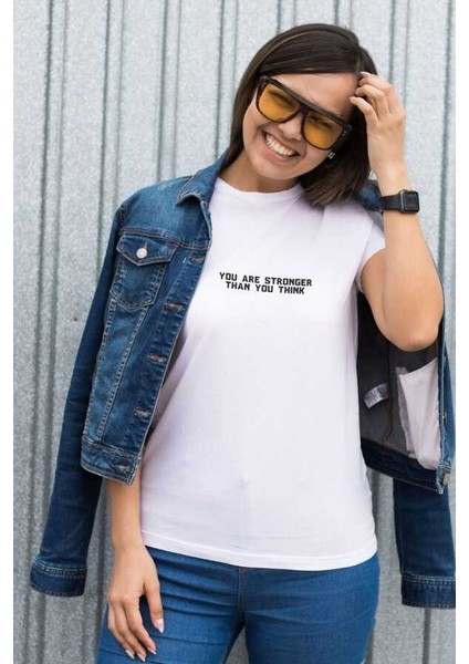 Be Yourself Yazılı Göz Kırpma Emojisi Tasarım Baskılı Oversize Unisex Beyaz T-Shirt fiyatları