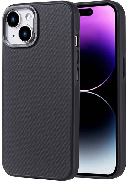 Apple iPhone 15 Kılıf Magsafe Şarj Özellikli Karbon Fiber Görünümlü Troy Kapak Siyah