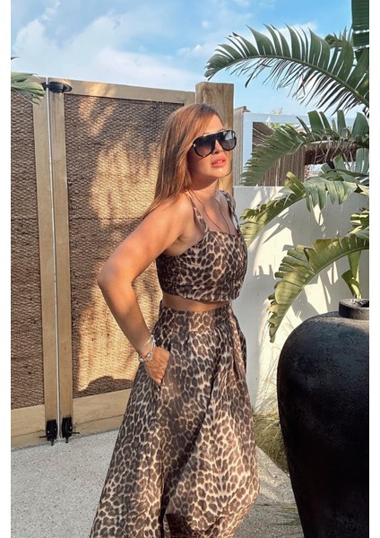 Leopar Desenli Crop Etek Takım
