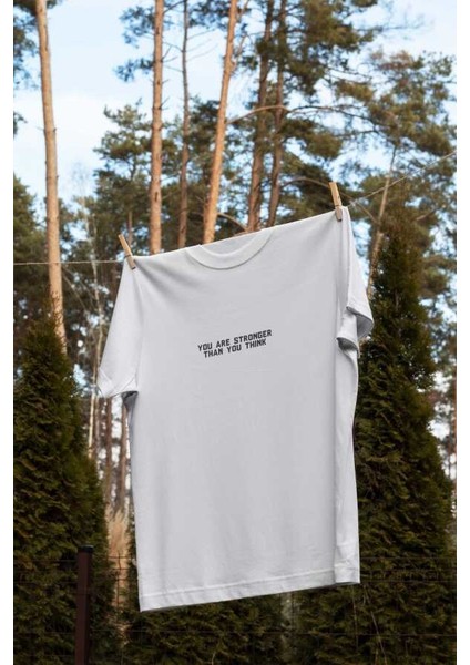 Be Yourself Yazılı Göz Kırpma Emojisi Tasarım Baskılı Oversize Unisex Beyaz T-Shirt indirimleri