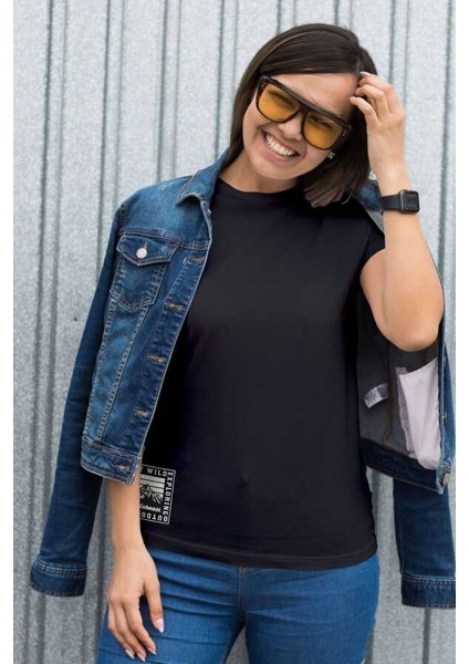 Wilderness Yazılı Sıra Dağlar Tasarım Baskılı Oversize Unisex Siyah T-Shirt fiyatları