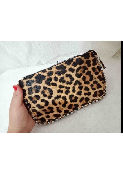 Boncuk Zımbalı Leopar Desenli Mini Çanta