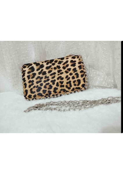 Boncuk Zımbalı Leopar Desenli Mini Çanta fiyatları