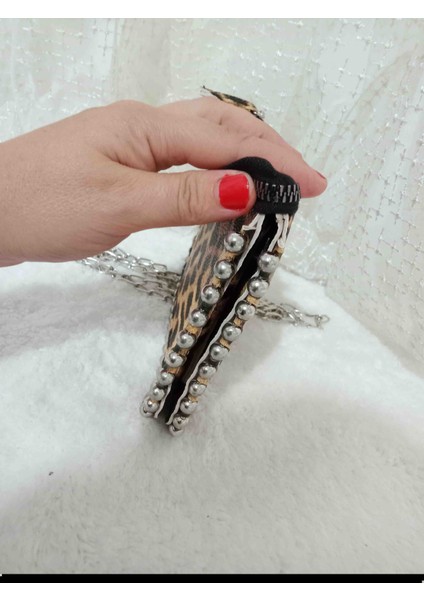 Boncuk Zımbalı Leopar Desenli Mini Çanta modelleri