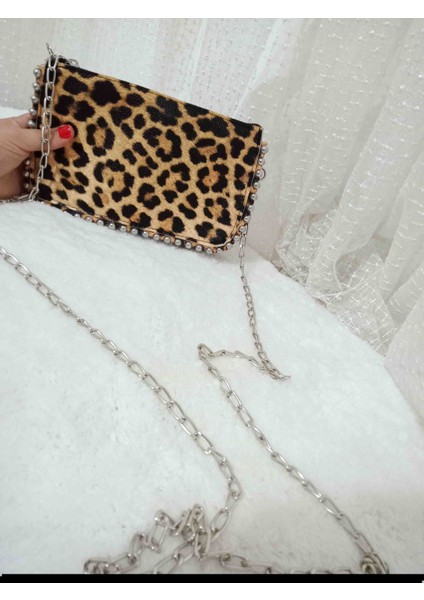 Boncuk Zımbalı Leopar Desenli Mini Çanta indirimleri