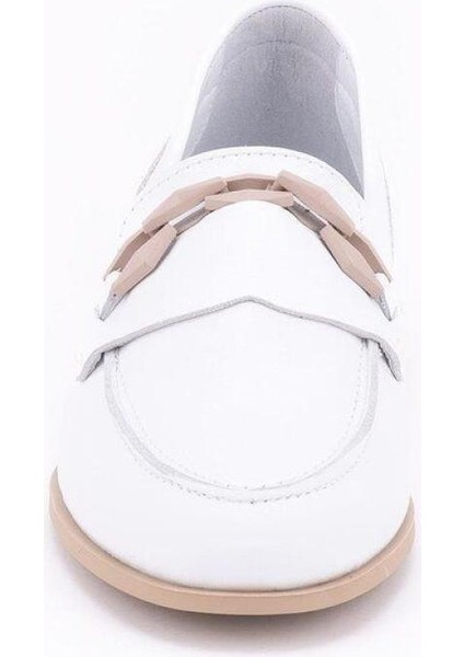 Kadın Loafer Ayakkabı Deri Beyaz Renk Kısa Topuklu Rahat Kullanım modelleri