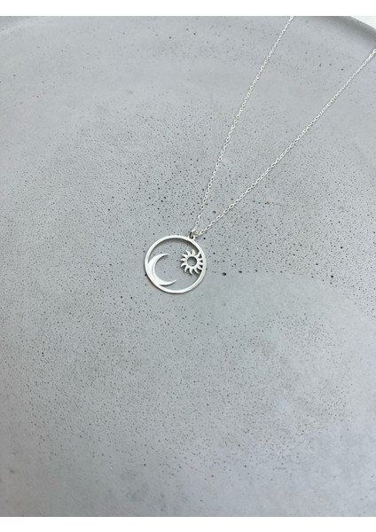 Ay & Güneş Gümüş Kolye