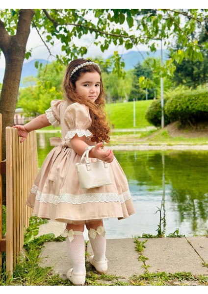 Kapiçino Dantelli Vintage Kız Bebek Elbisesi,doğum Günü,fotoğraf Çekim Elbise,0-12 Yaş Uygun modelleri