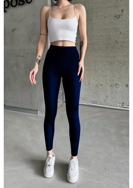 Kadın Spor ve Günlük Toparlayıcı Sıkılaştırıcı Parlak Tayt modelleri