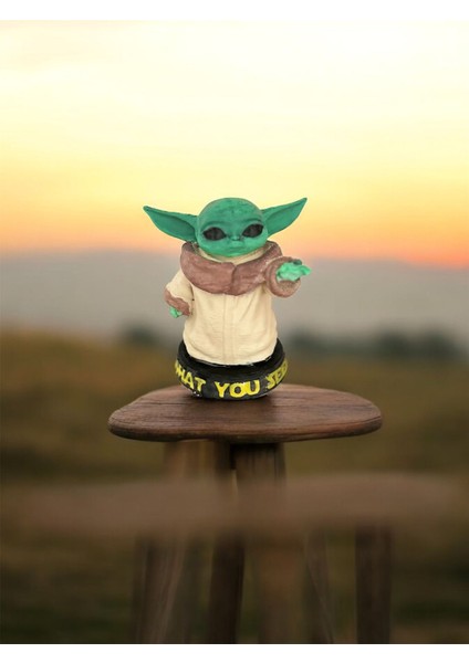 Baby Yoda Figürü