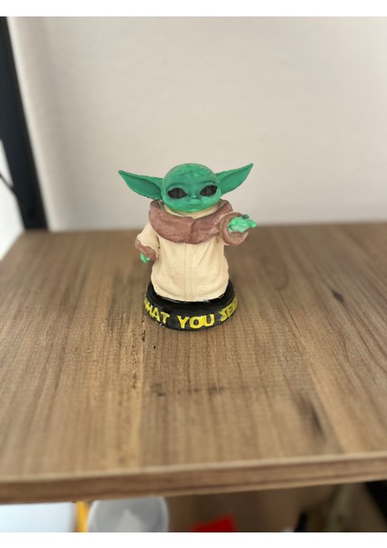 Baby Yoda Figürü