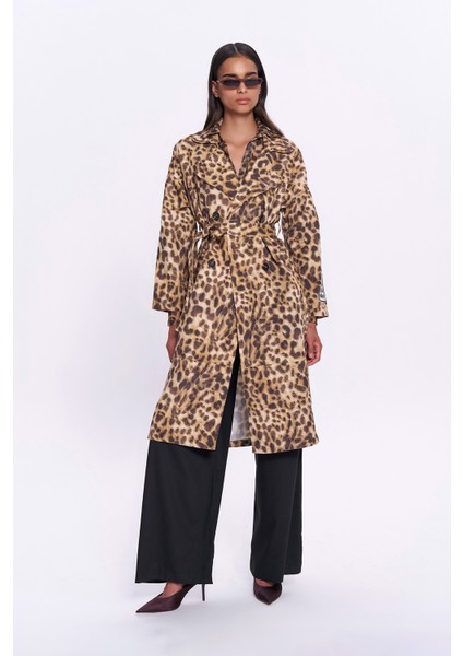 Leopar Desenli Uzun Trençkot Bej modelleri