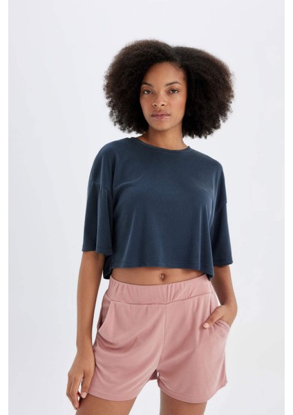 Defactofit Crop Bisiklet Yaka Sporcu Modal Kısa Kollu TIŞÖRT D2978AX24HS modelleri