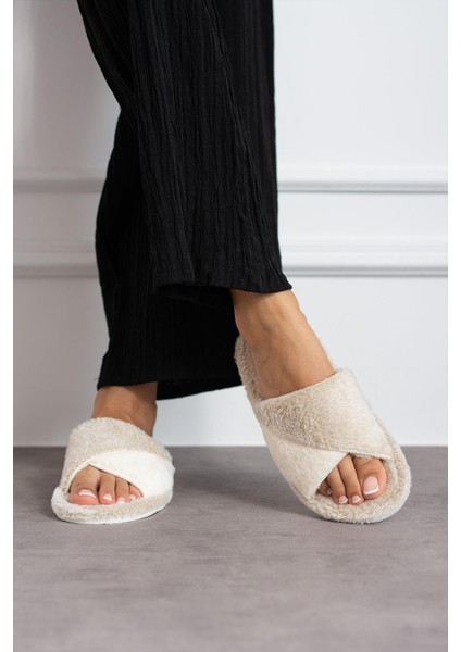 Bella Çapraz Kadın Ev Terliği Kışlık Terlik Sessiz Taban modelleri