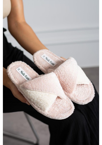 Bella Çapraz Kadın Ev Terliği Kışlık Terlik Sessiz Taban