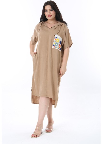 Kadın Büyük Beden Camel Kapşonlu Örgü Cep Detaylı Düşük Kollu Elbise 65N36012 fiyatları