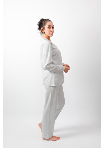 Kadın Uzun Kol Önden Düğmeli Jakarlı Gri Pijama Takımı 14608 indirimleri