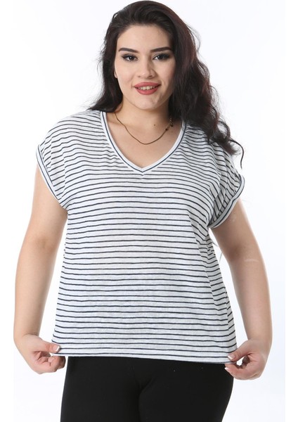 Kadın Büyük Beden Lacivert V Yakalı Düşük Kollu Çizgili Bluz 65N38227