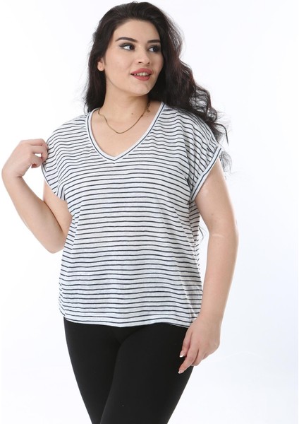Kadın Büyük Beden Lacivert V Yakalı Düşük Kollu Çizgili Bluz 65N38227 indirimleri