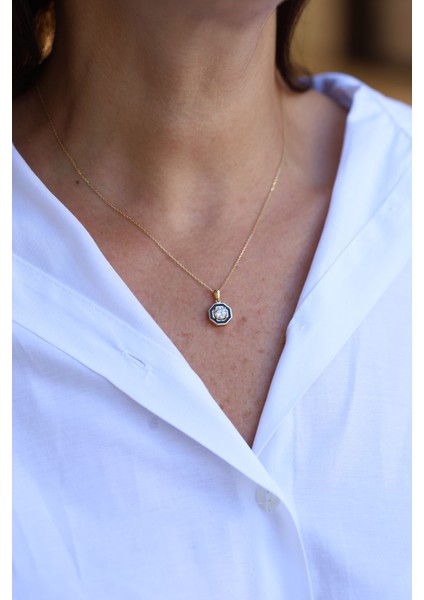 14 Ayar Altın Altıgen Tektaş Kolye